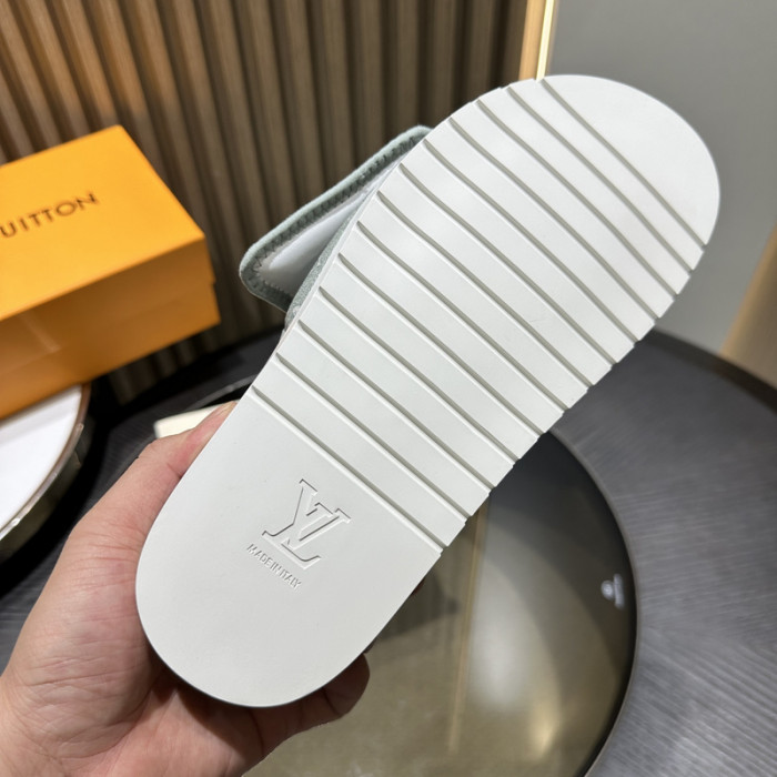 LVT SLIDE COPSHOE LVS-118