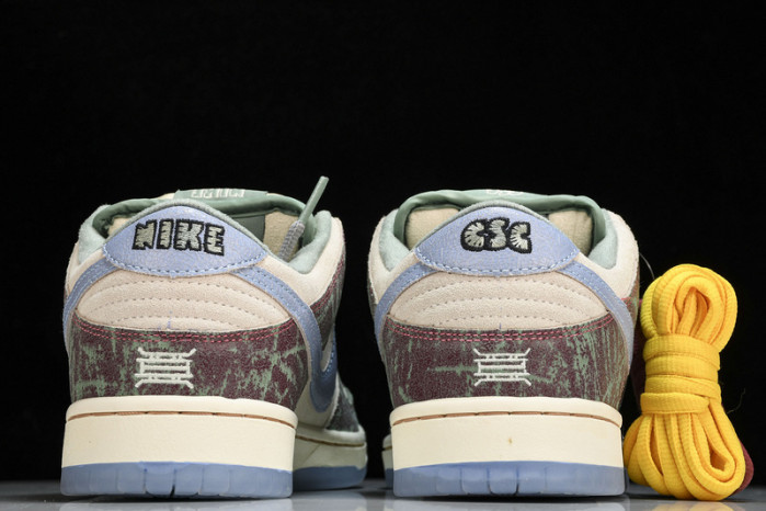 crenshaw skate club x nike sb dunk low fn4193-100