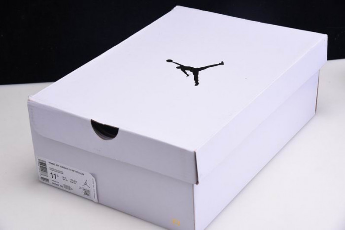 air jordan 11 low wmns “concord” ah7860-100