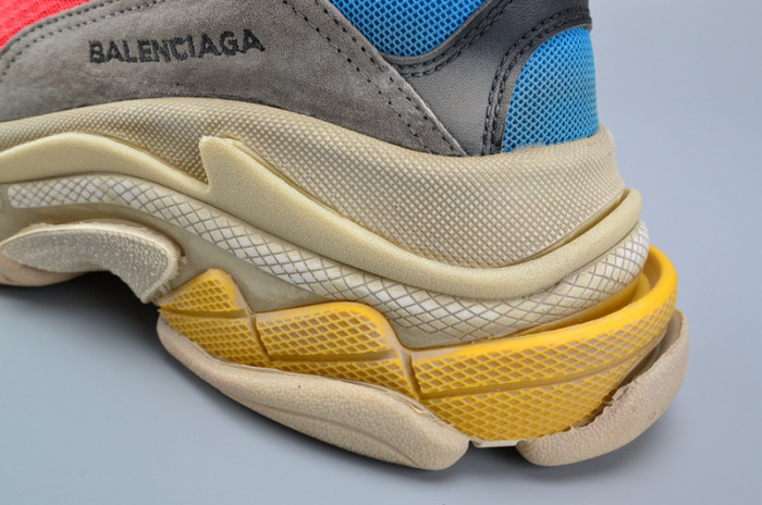 bl triple s trainer red/ blue/ yellof 490673-w06e3-4365