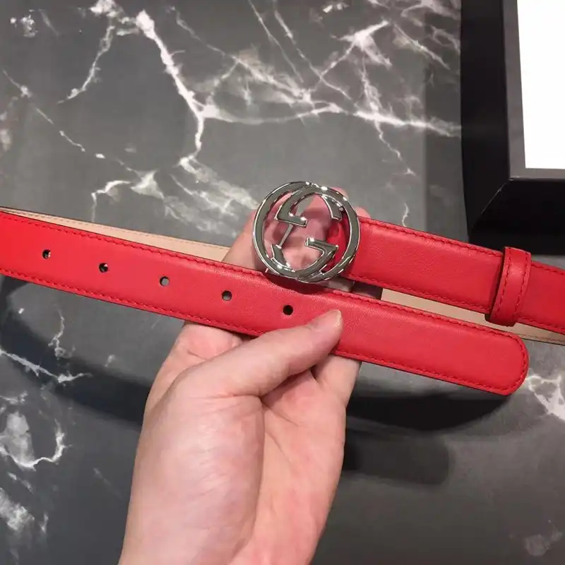 G*u*i s belte 1905bl0158