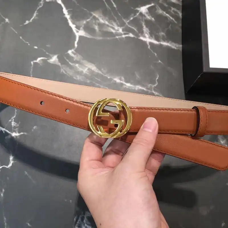 G*u*i s belte 1905bl0161