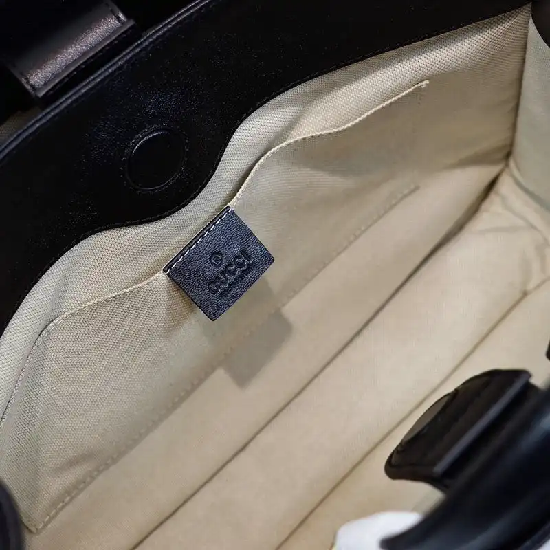 G*u*i bags 205b570048