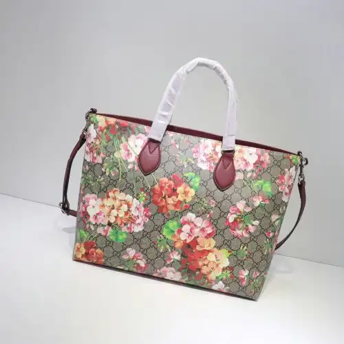 G*u*i bags 20guc0011