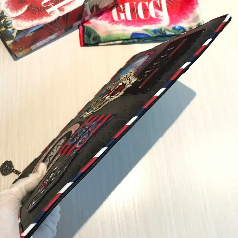 G*u*i bags 20guc0095