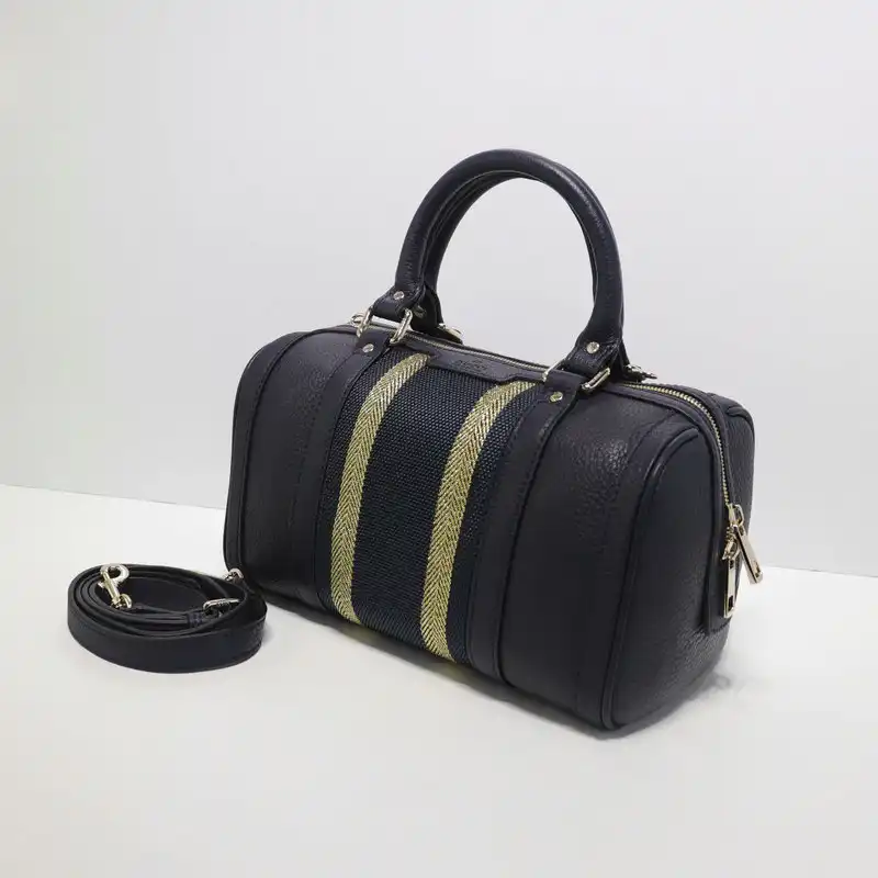 G*u*i bags 204b570087