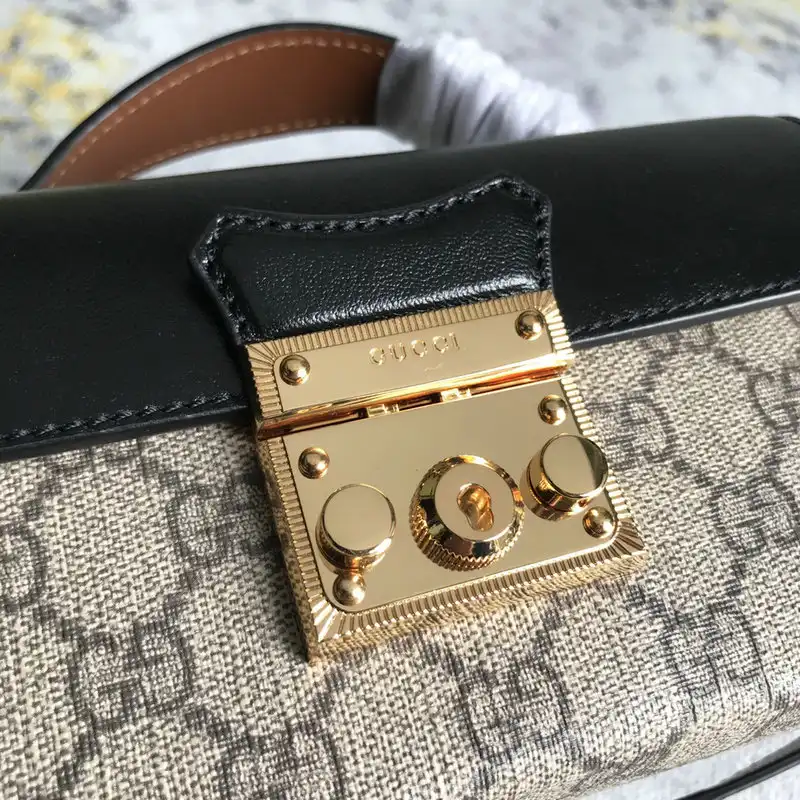 G*u*i bags 2104dj0024