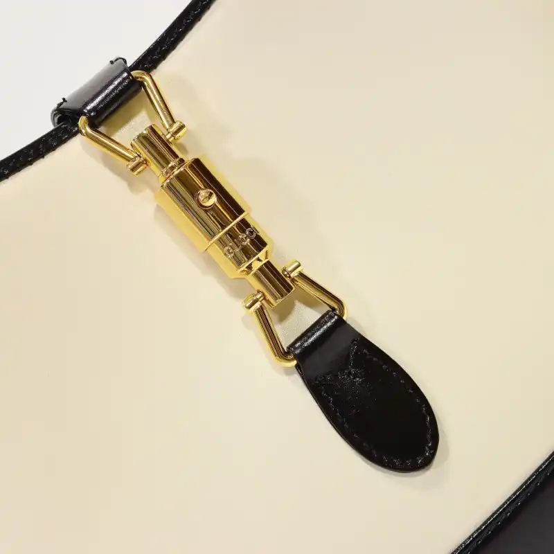 G*u*i bags 2107ya0122