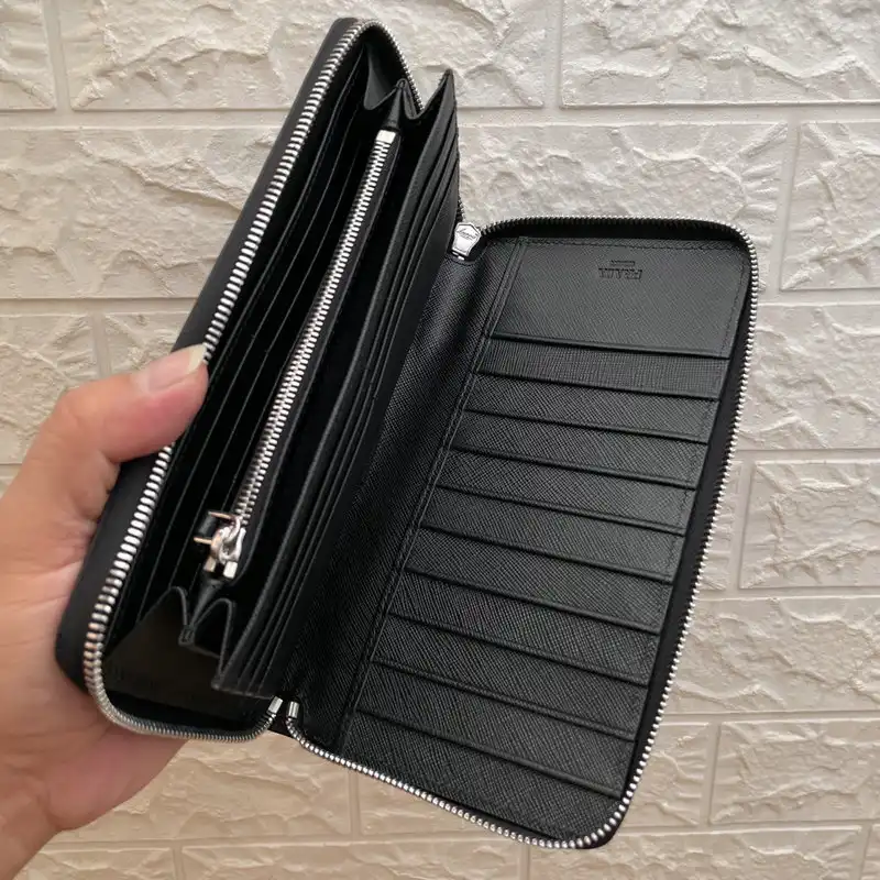 Prada Bags 2111YZ0079