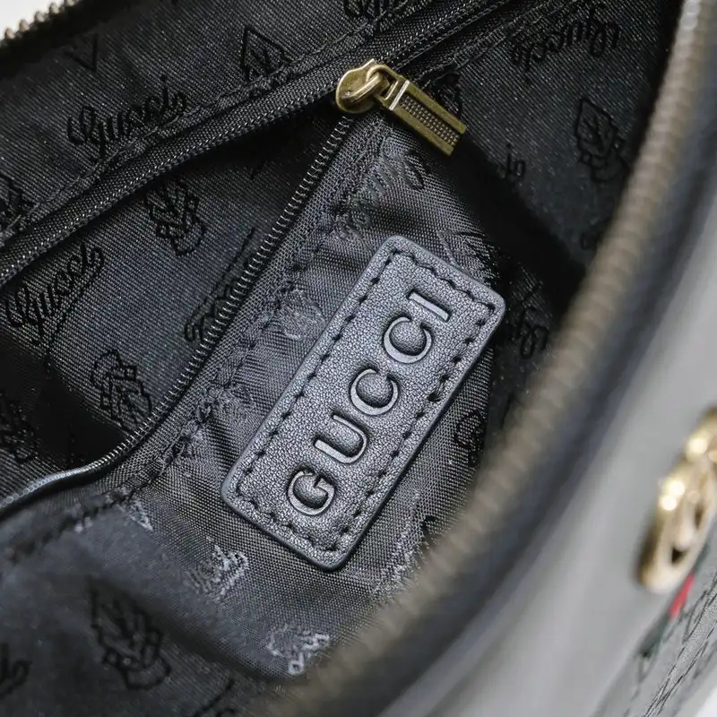 G*u*i bag 2112yz0081