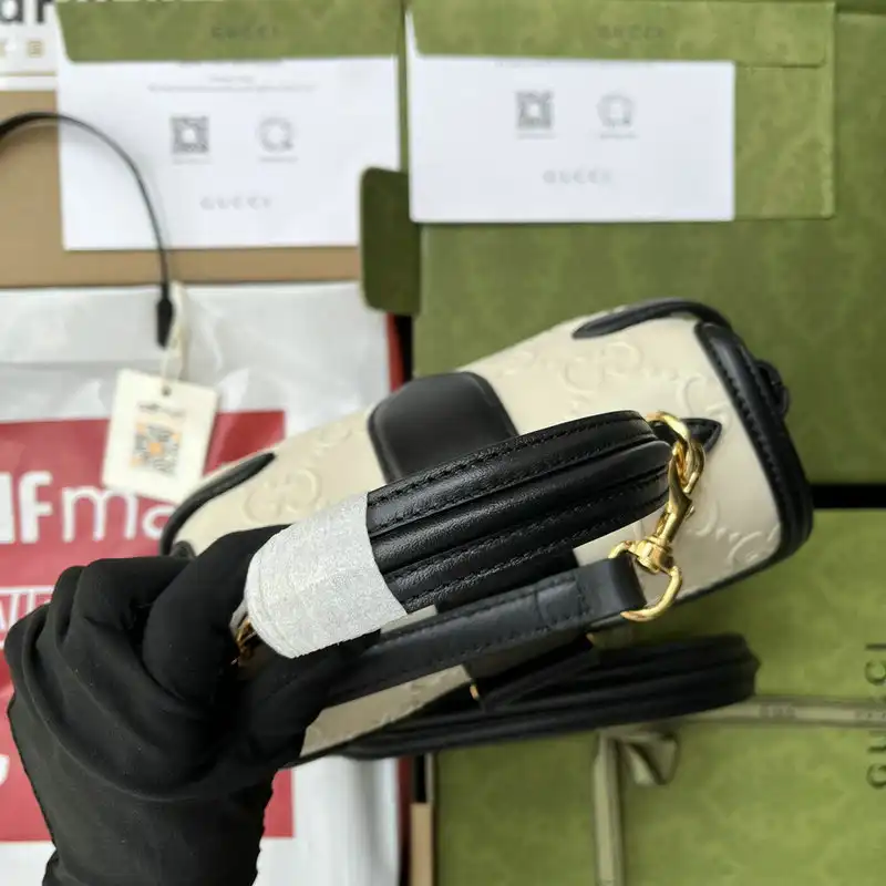 G*u*i bag 2205ya0038