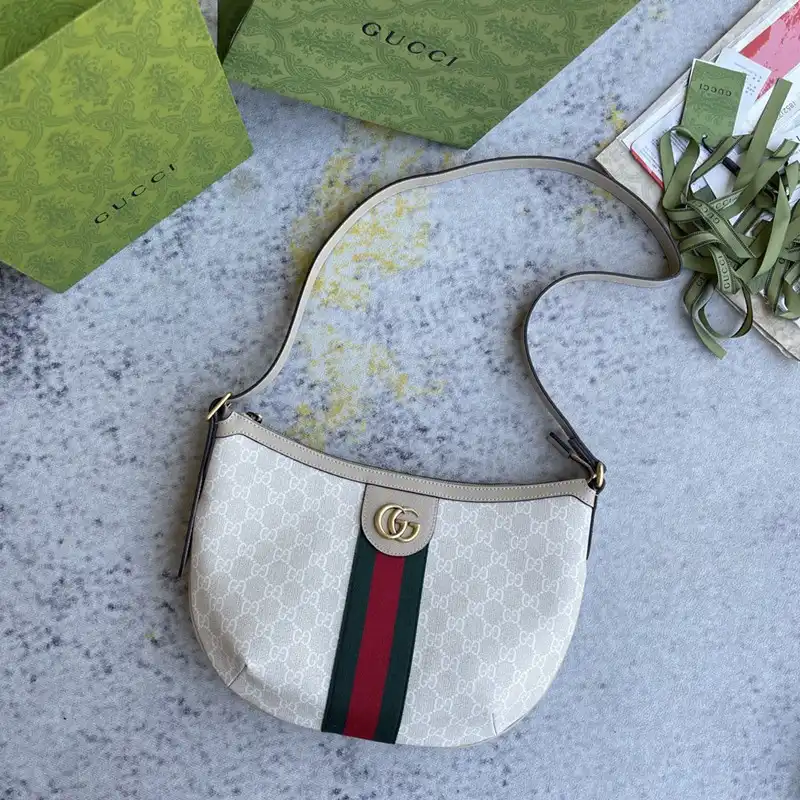 G*u*i bag 2211dj0031