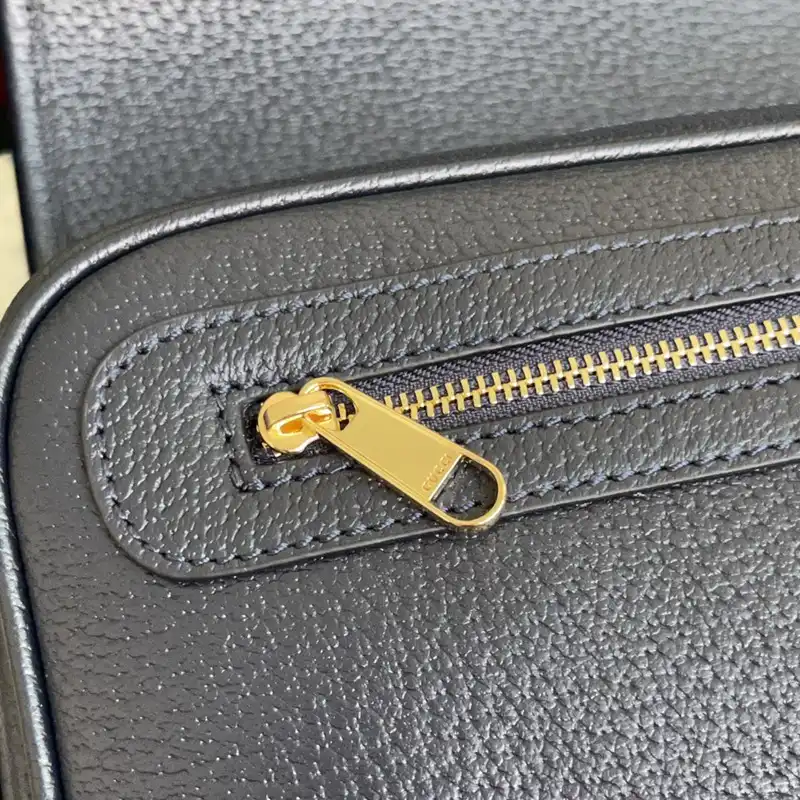 G*u*i bag 2211dj0051