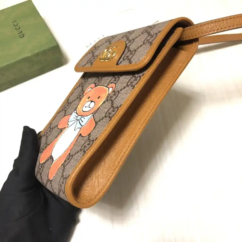 G*u*i bag 2304ya0139