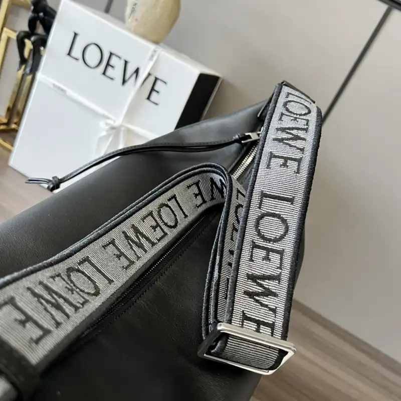 Loewe Bags 2404YA0076