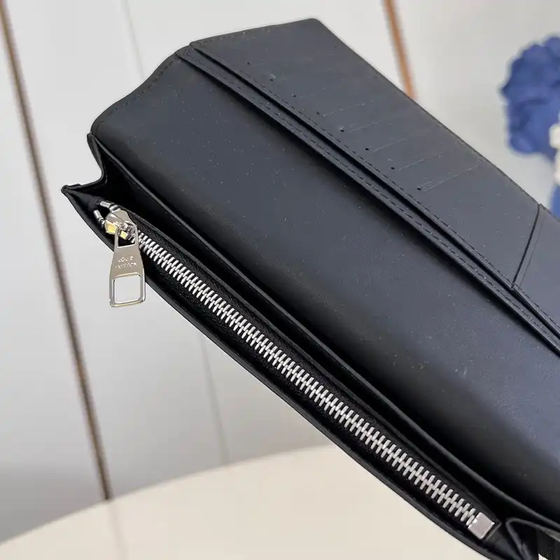 G*u*i bags 2407yz0098