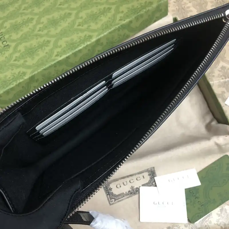 G*u*i bags 2411ya0136