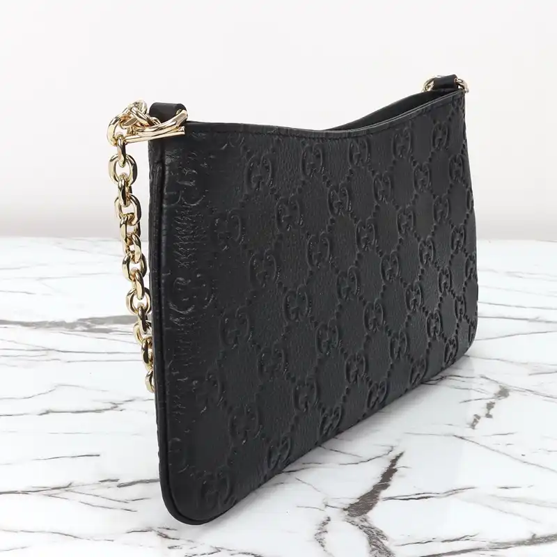 G*u*i bags 2411ya0192