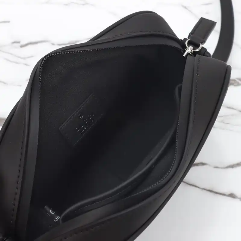 G*u*i bags 2411ya0200