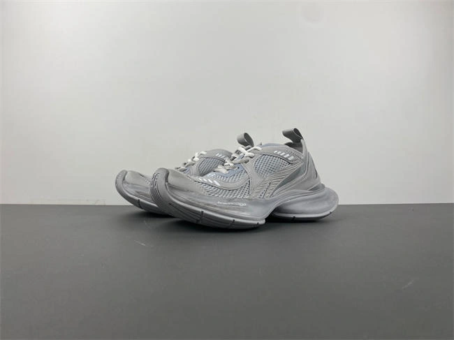 RelaxedFit BALENCIAGA 793944 WFLGY 4299