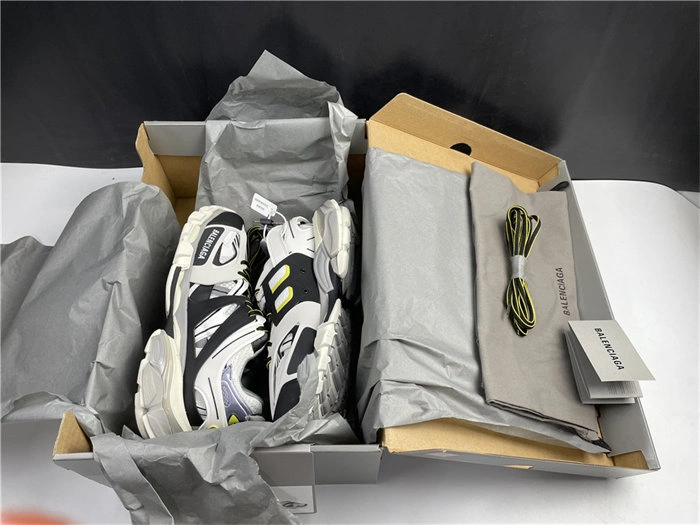 ZipUp BLCG Track Black Gold  542023 W3AD1 4490