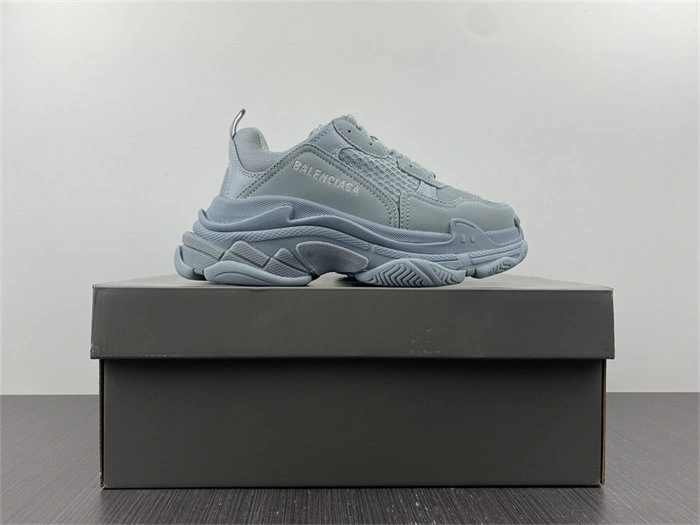 Modern BLCG Triple S Pale Blue 524039 W2FW1 4467