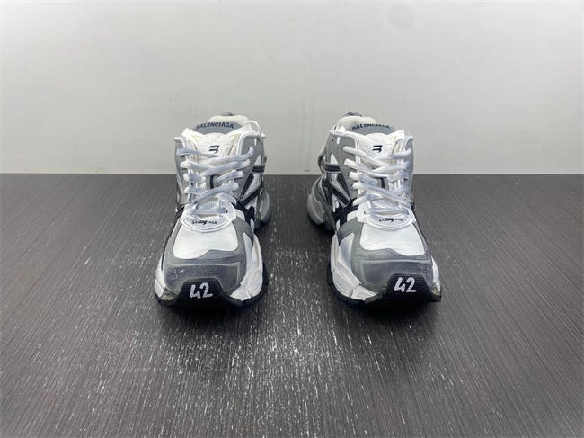 Balenciaga 677403-W3RB5- Stylish 4313