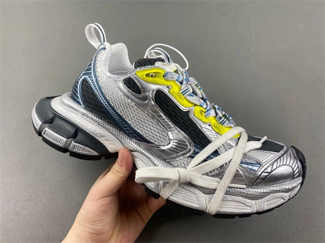 SportInspired Balenciaga IAGA -PHANTOM SNEAKER 734734 W3XL5- 4327