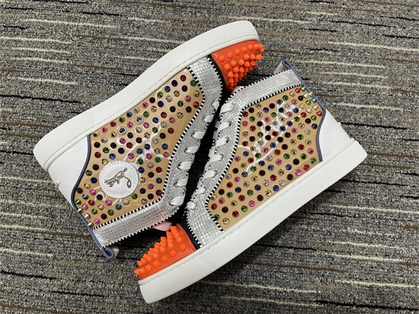 Christian Louboutin Bold 2670