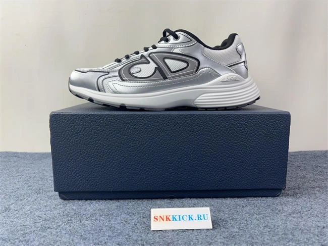 WaterResistant DR  B30 Sneaker sliver 995