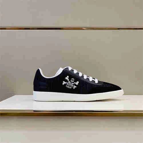 StreetReady DR Sneaker 1136