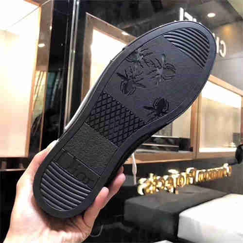 DR Sneaker Fashionable 1194