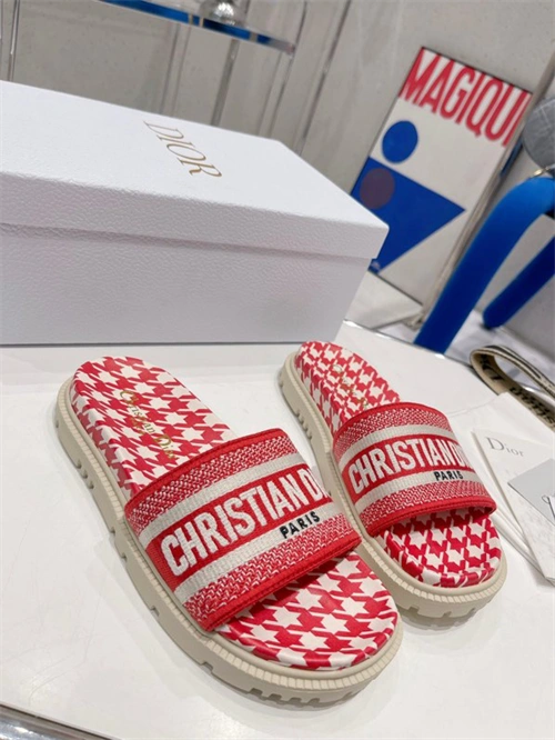 SportInspired Dio Slipper 5819