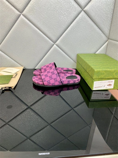 Gocci Slipper Lightweight 5759