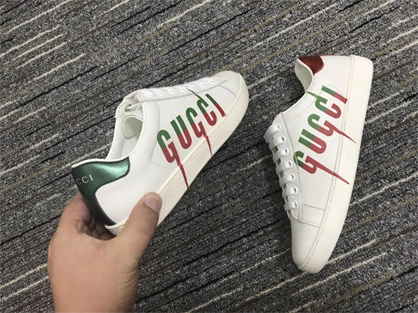 supportive G*u*i ace sneaker 185