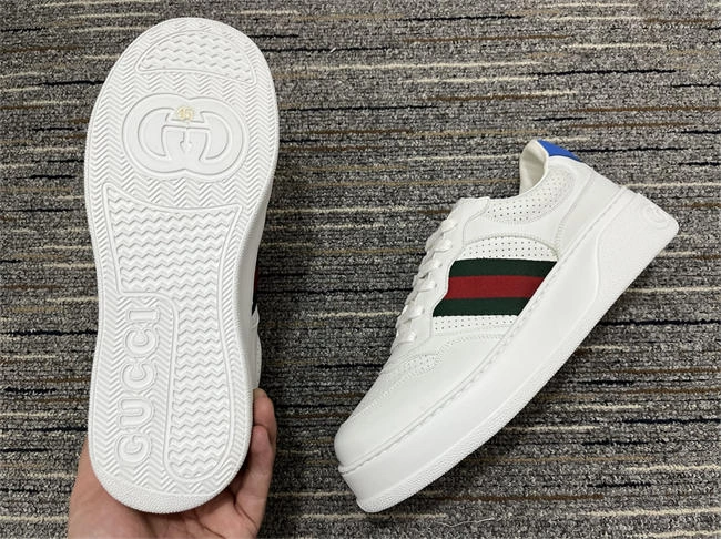 modernlook G*u*i low top sneaker 550