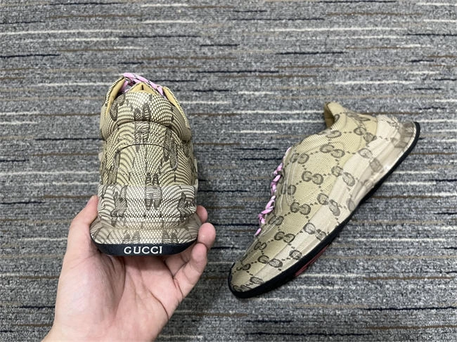 G*u*i rhyton sneaker zipup 262