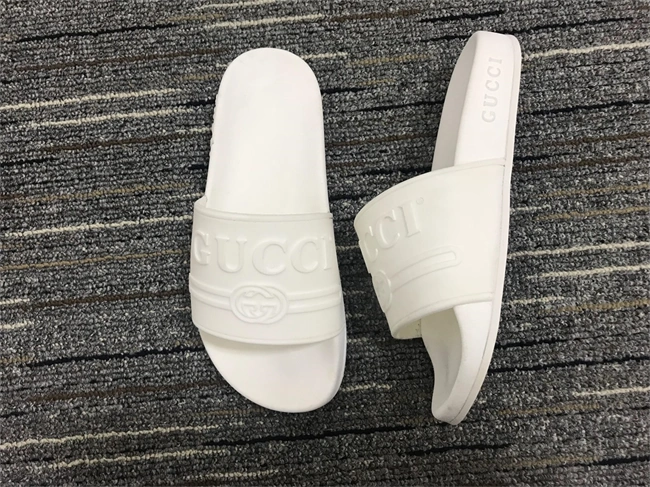 G*u*i slide unisex 441