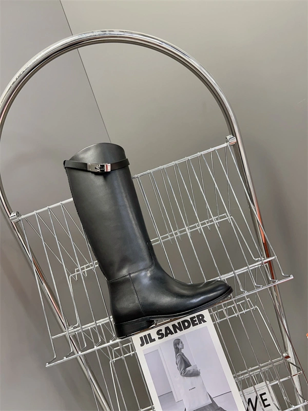 Youthful H Boot 2412