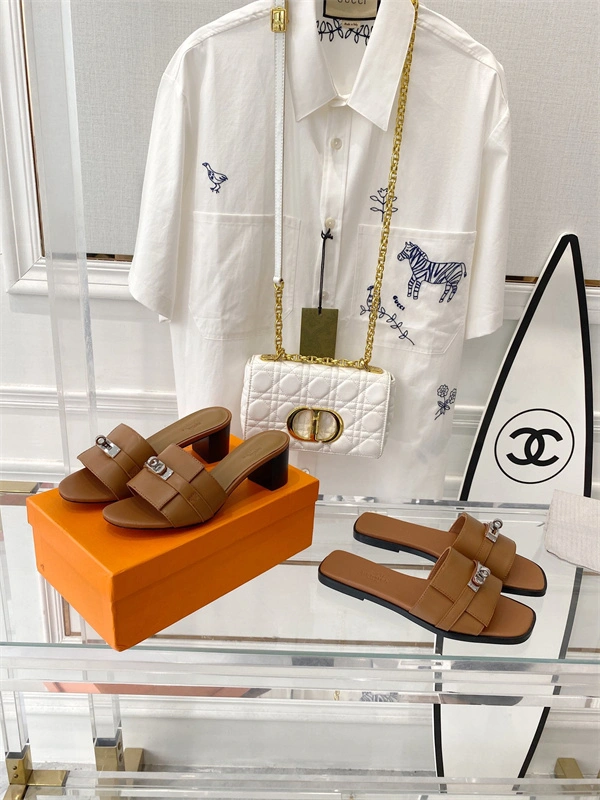 H Slipper Modern 2376