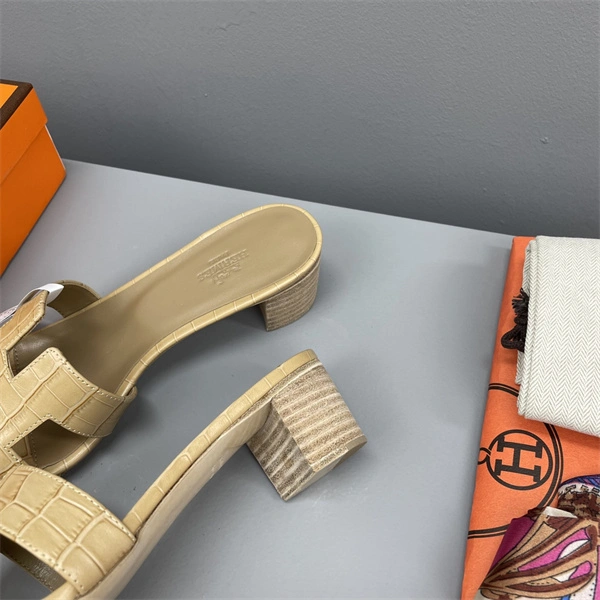 Timeless H Slipper 2385