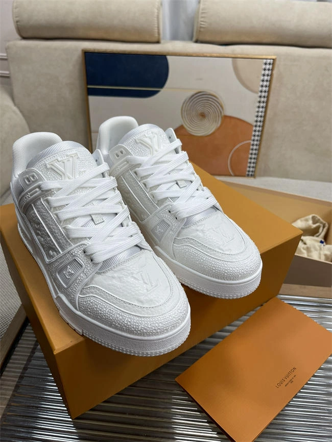 HighPerformance Lv Trainer Sneaker 2001
