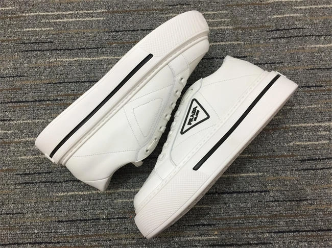 Prada Leather Sneaker Premium 3323
