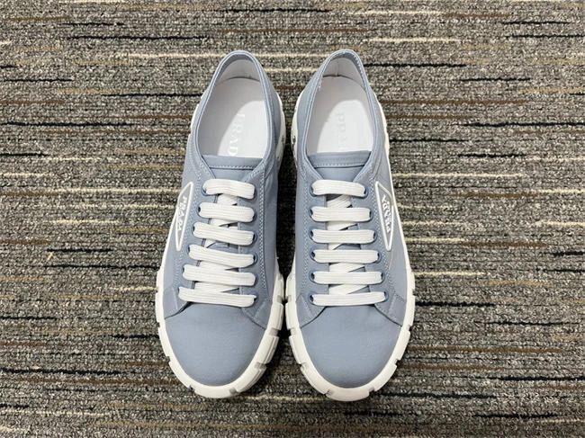WellDesigned Prada Sneaker Women 3400